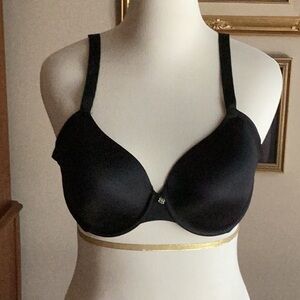 Elegant Black Women's Underwire Bra NWOT